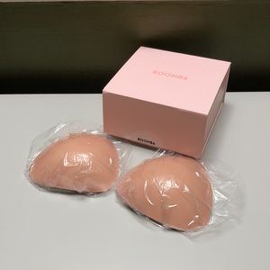 Brand new BOOMBAS Ultra Boost, size B, beige